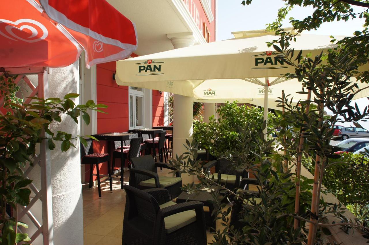 Lux Hotel Pansion Jablanac Extérieur photo